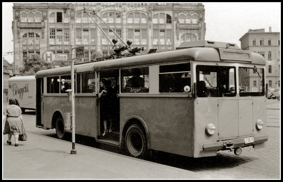 O-Bus auf dem Anger